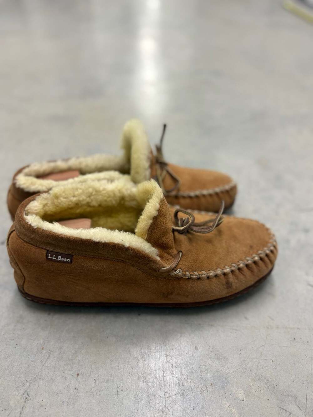 L.L.Bean Men's Wicked Good Moccasins Shearling Lined Suede Slippers